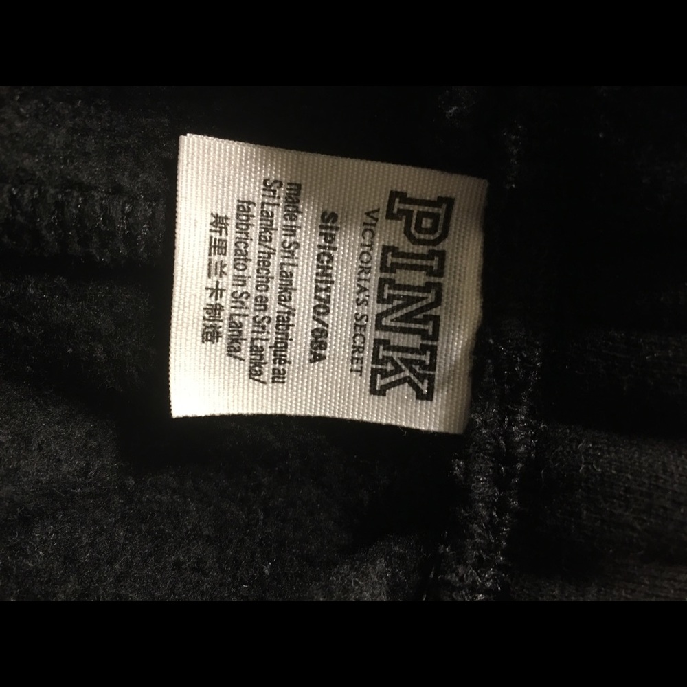 This outfit has already been sold. Sorry. - Picture 6 of 6